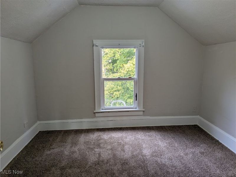 526 Wooster Road N, Barberton, OH 44203 Photo 16