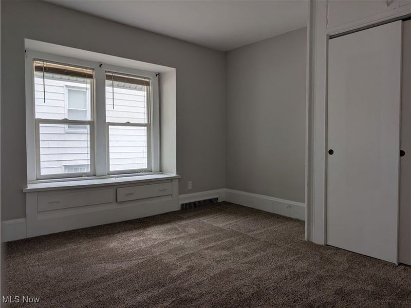 526 Wooster Road N, Barberton, OH 44203 Photo 6