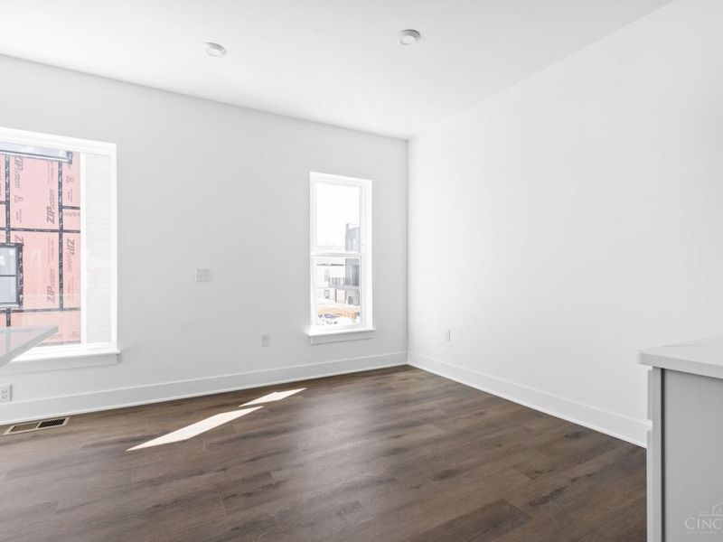 3008 Woodburn Avenue, Cincinnati, OH 45206 Photo 9