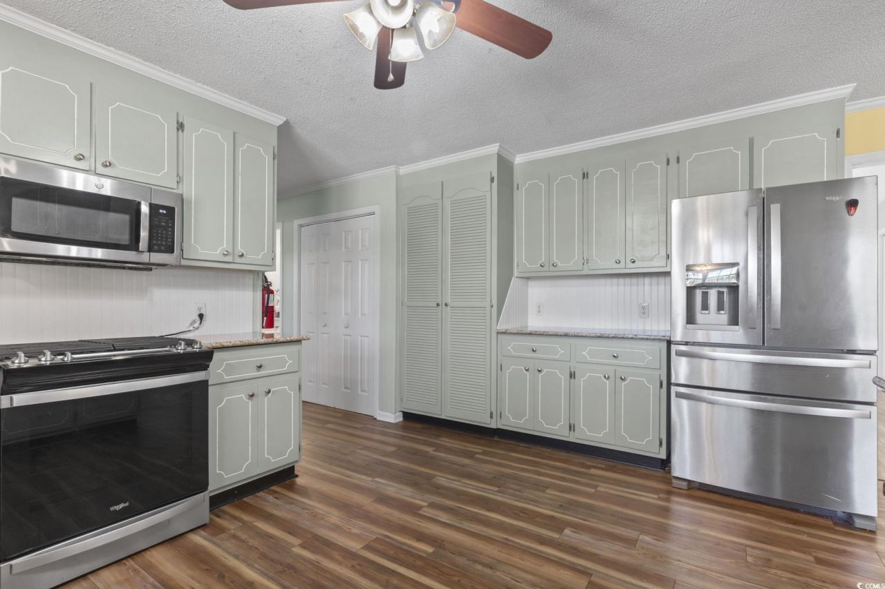 2021 Walter Rd. Photo 17