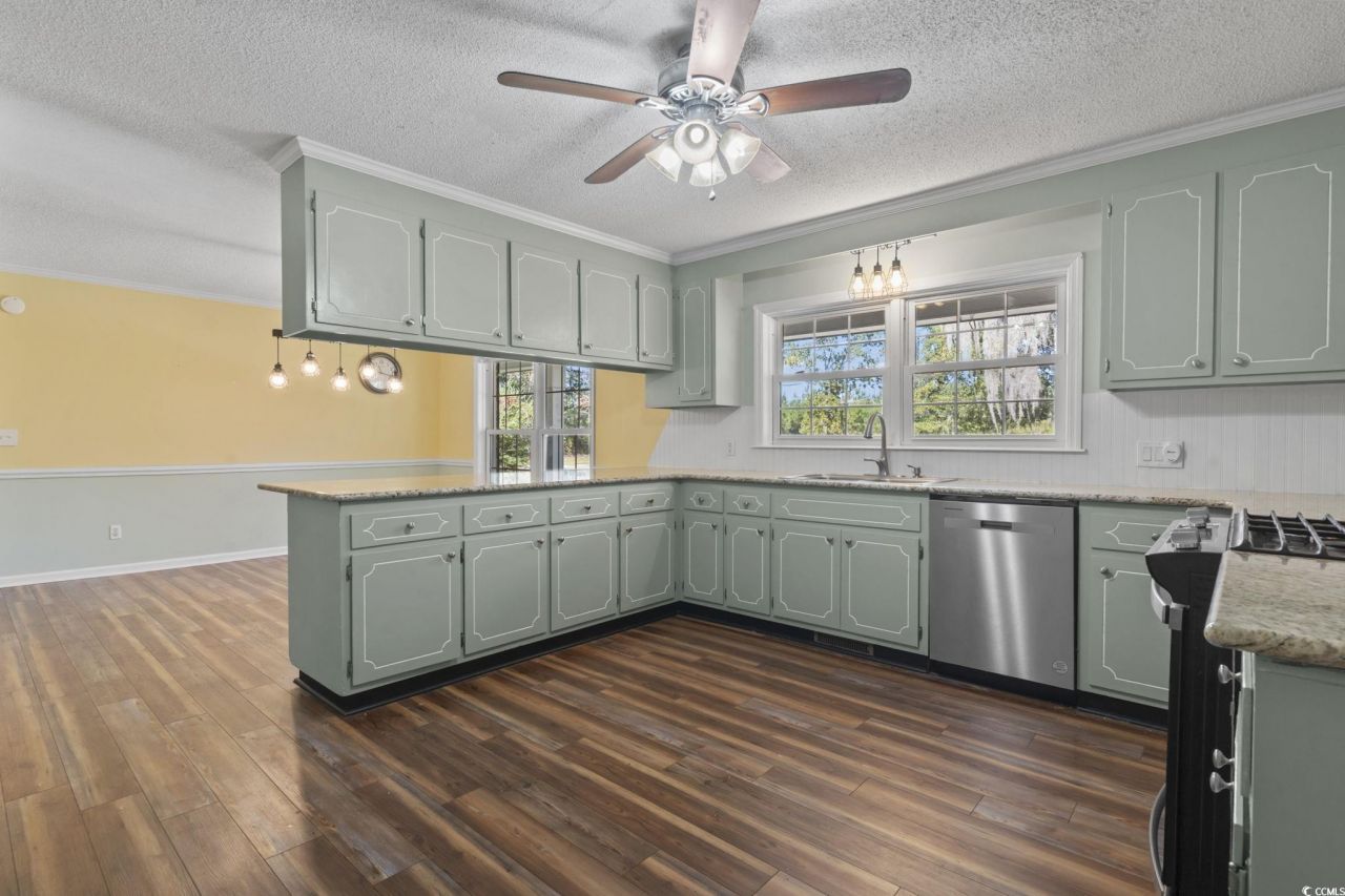 2021 Walter Rd. Photo 18