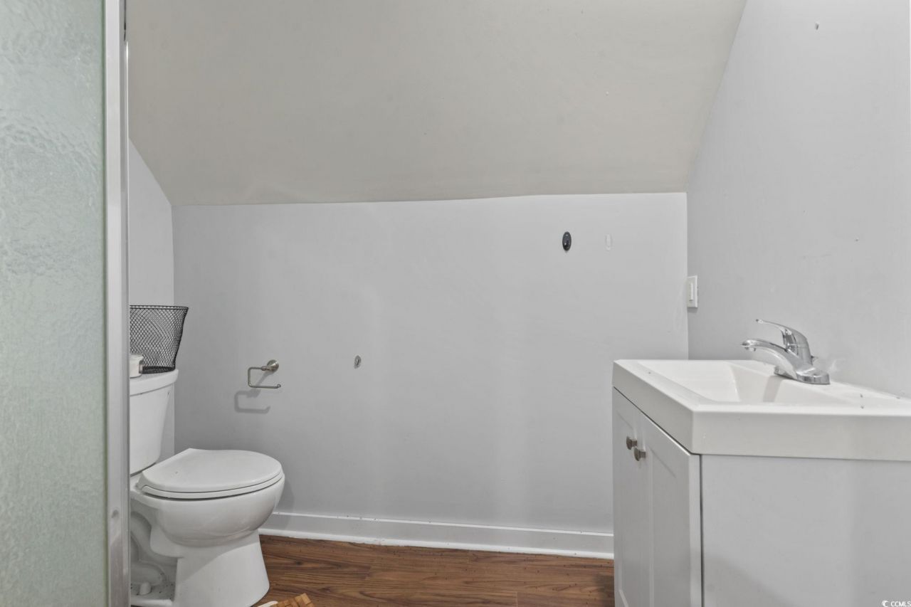 2021 Walter Rd. Photo 29