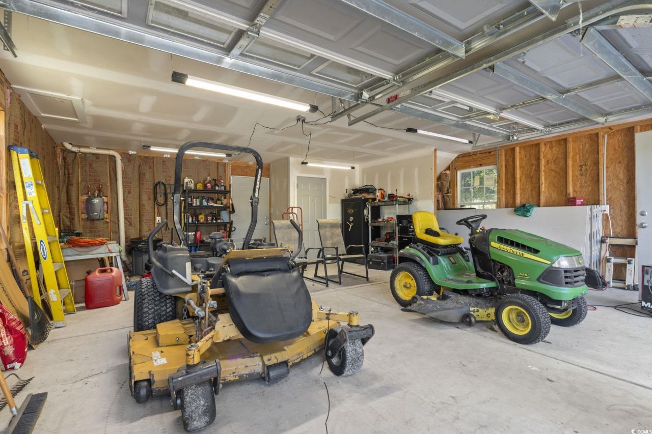 2021 Walter Rd. Photo 30