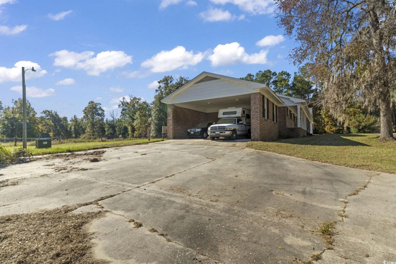 2021 Walter Rd. Photo 33