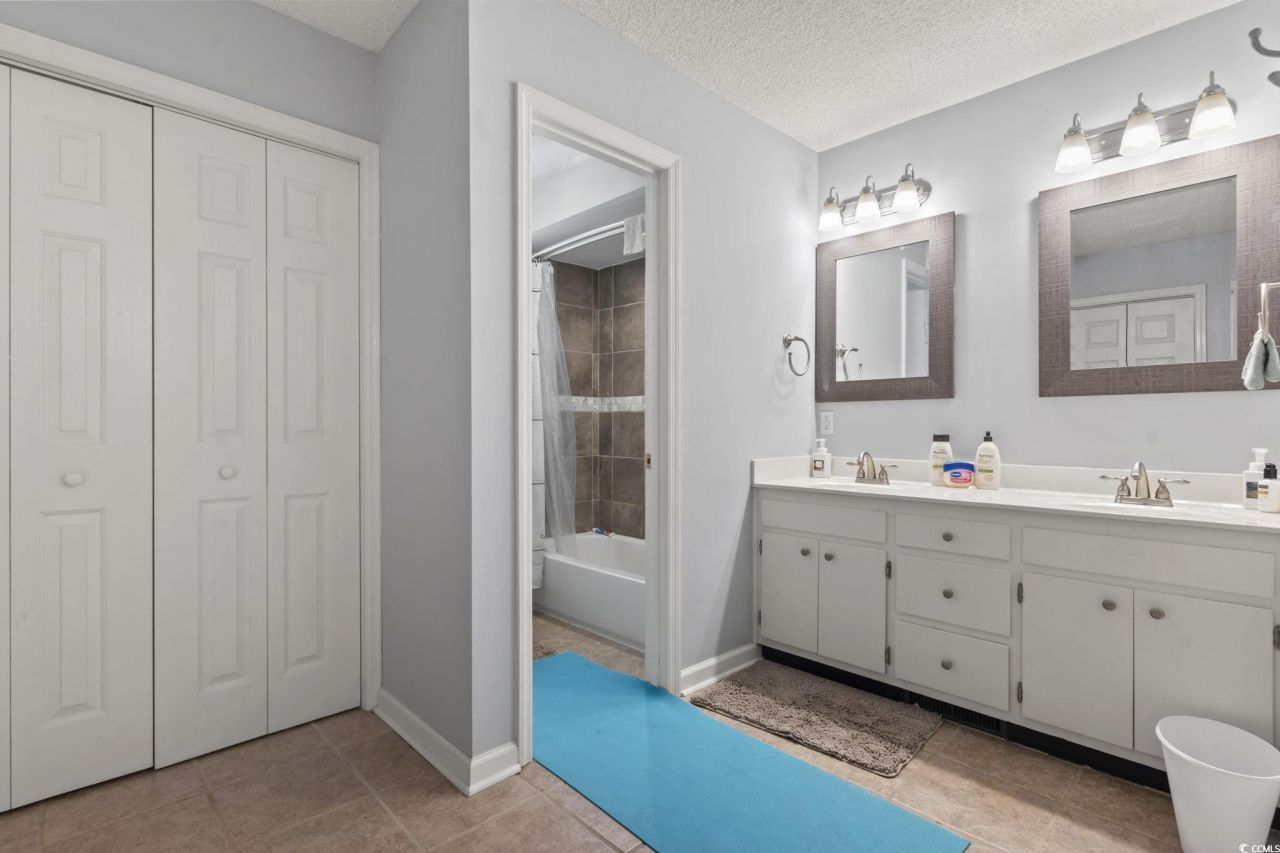 2021 Walter Rd. Photo 8