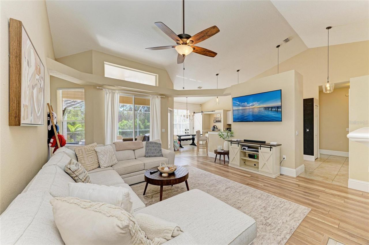 11720 Clubhouse Drive, Lakewood Ranch, FL 34202 Photo