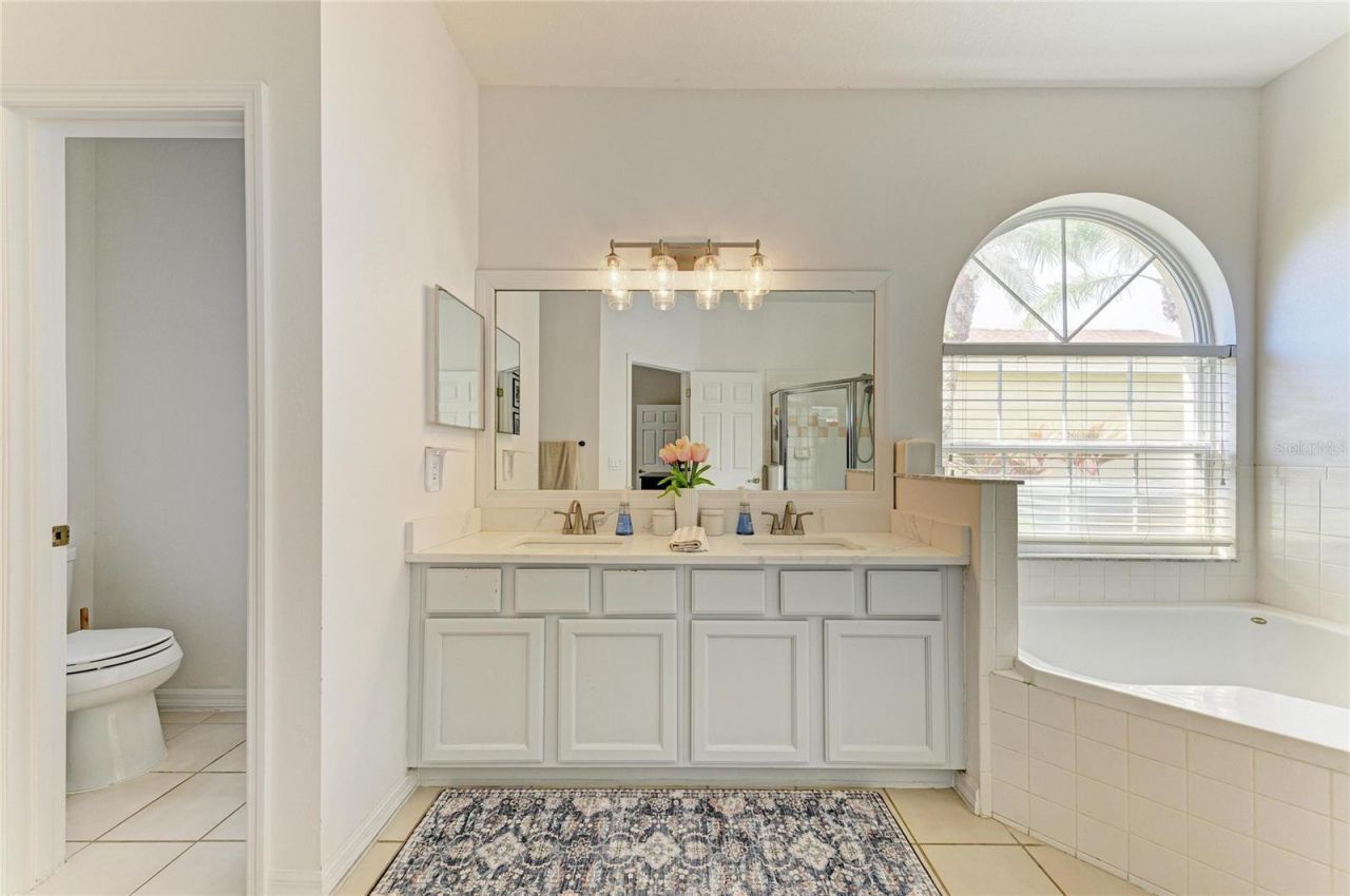 11720 Clubhouse Drive, Lakewood Ranch, FL 34202 Photo