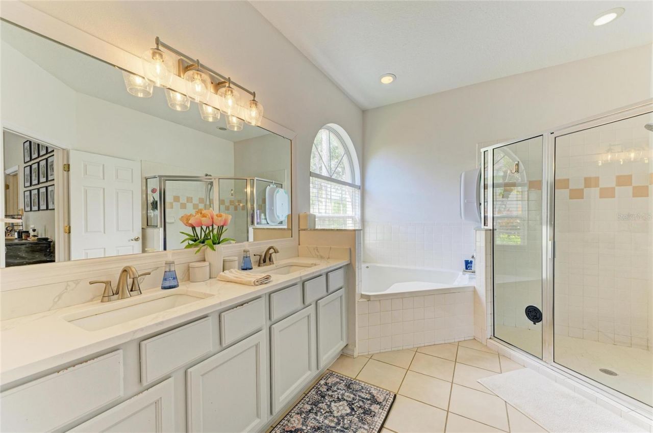 11720 Clubhouse Drive, Lakewood Ranch, FL 34202 Photo