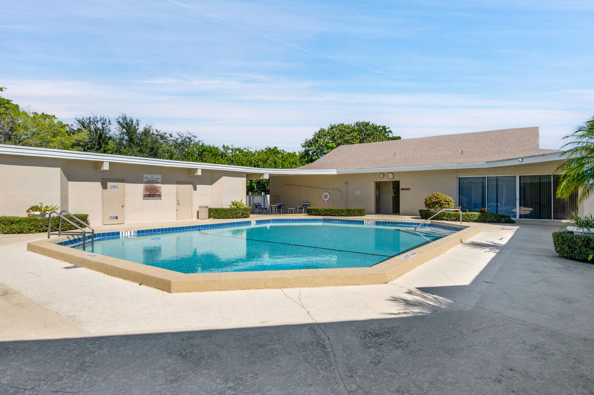 312 NE 17th Avenue, Unit 202, Boynton Beach, FL 33435 Photo