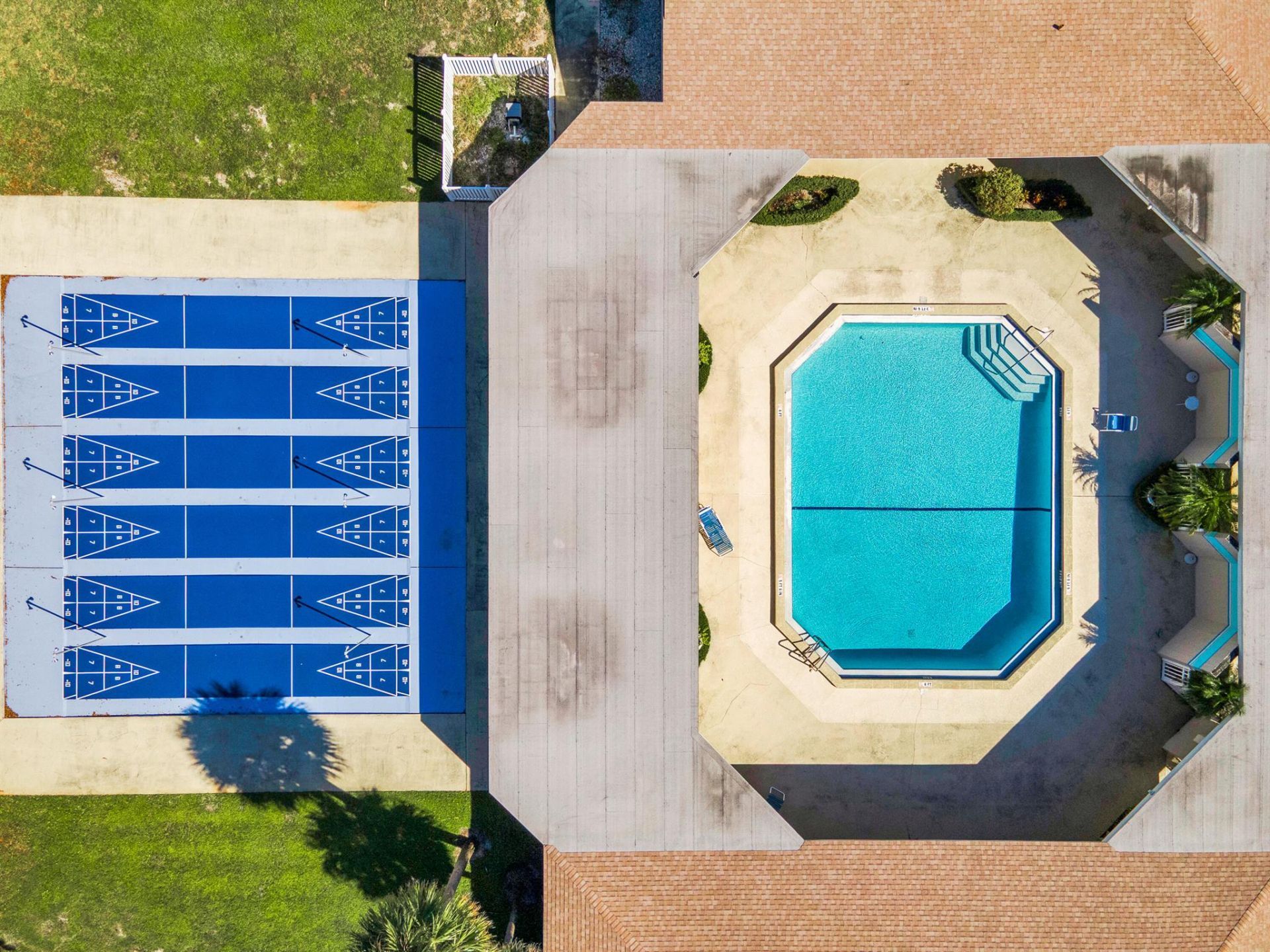 312 NE 17th Avenue, Unit 202, Boynton Beach, FL 33435 Photo