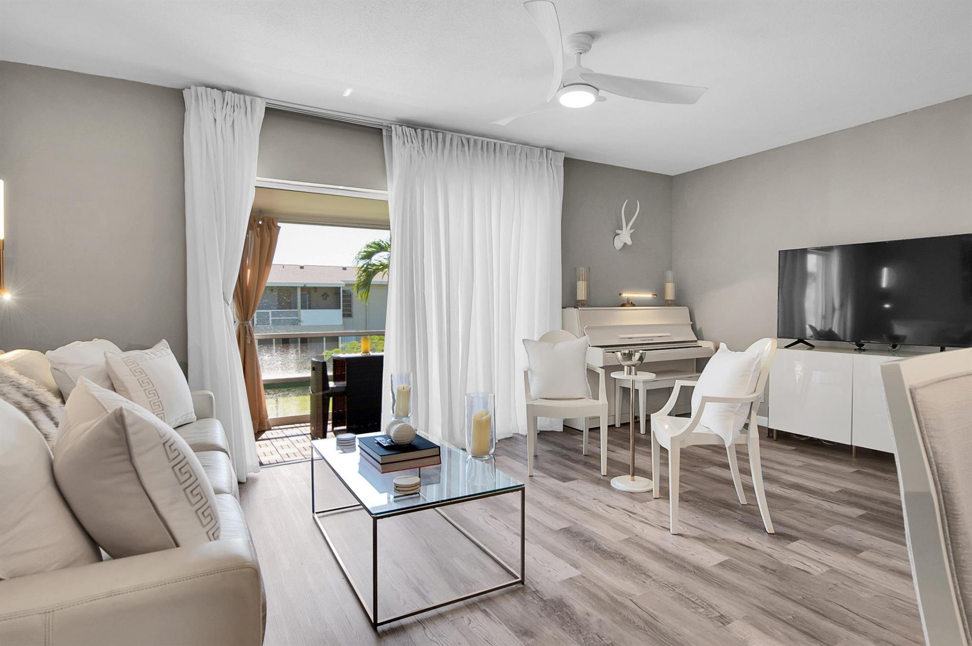 312 NE 17th Avenue, Unit 202, Boynton Beach, FL 33435 Photo