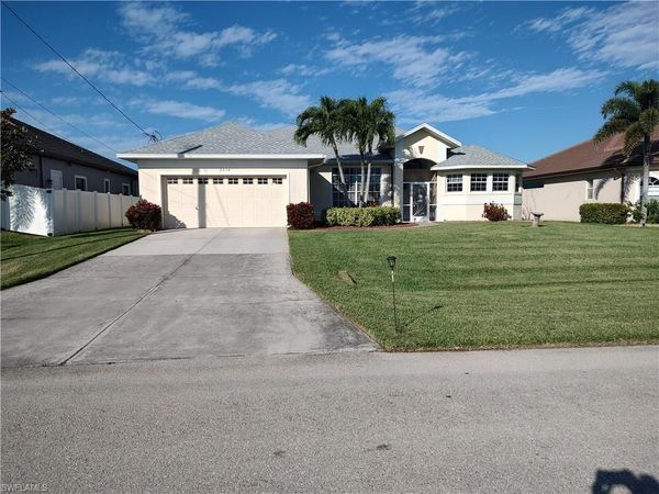 2214 SE 19th PL, CAPE CORAL, FL 33990