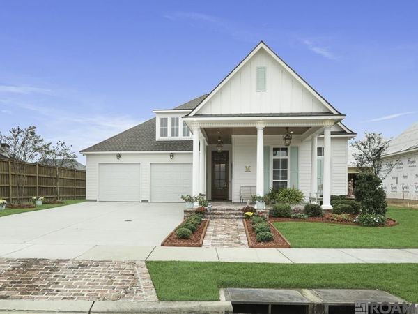 7416 Chennault Way, Central, LA 70818