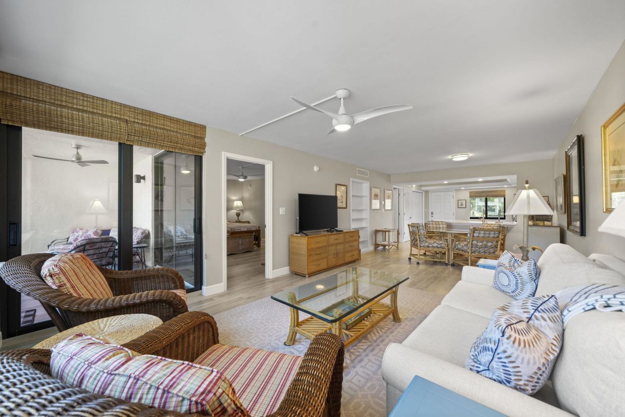 979 E Gulf Dr, Unit C-331, Sanibel, FL 33957 Photo