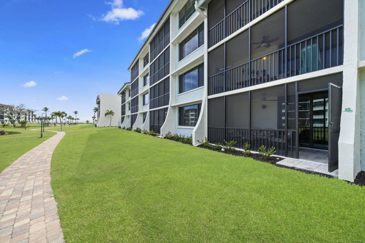 979 E Gulf Dr, Unit C-331, Sanibel, FL 33957 Photo