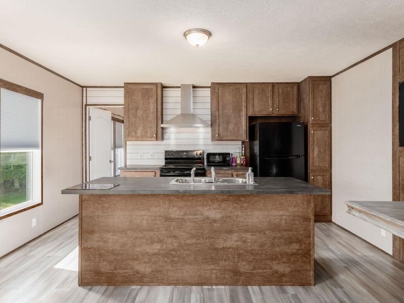 11 Oak Glen Drive, Delaware, OH 43015 Photo 2