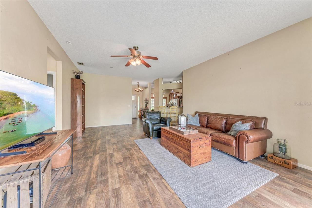 920 Springwood Circle, Bradenton, FL 34212 Photo