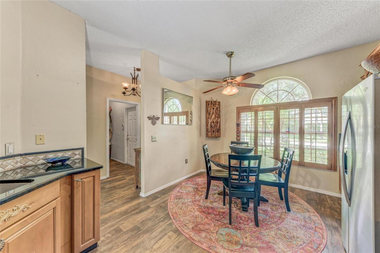 920 Springwood Circle, Bradenton, FL 34212 Photo