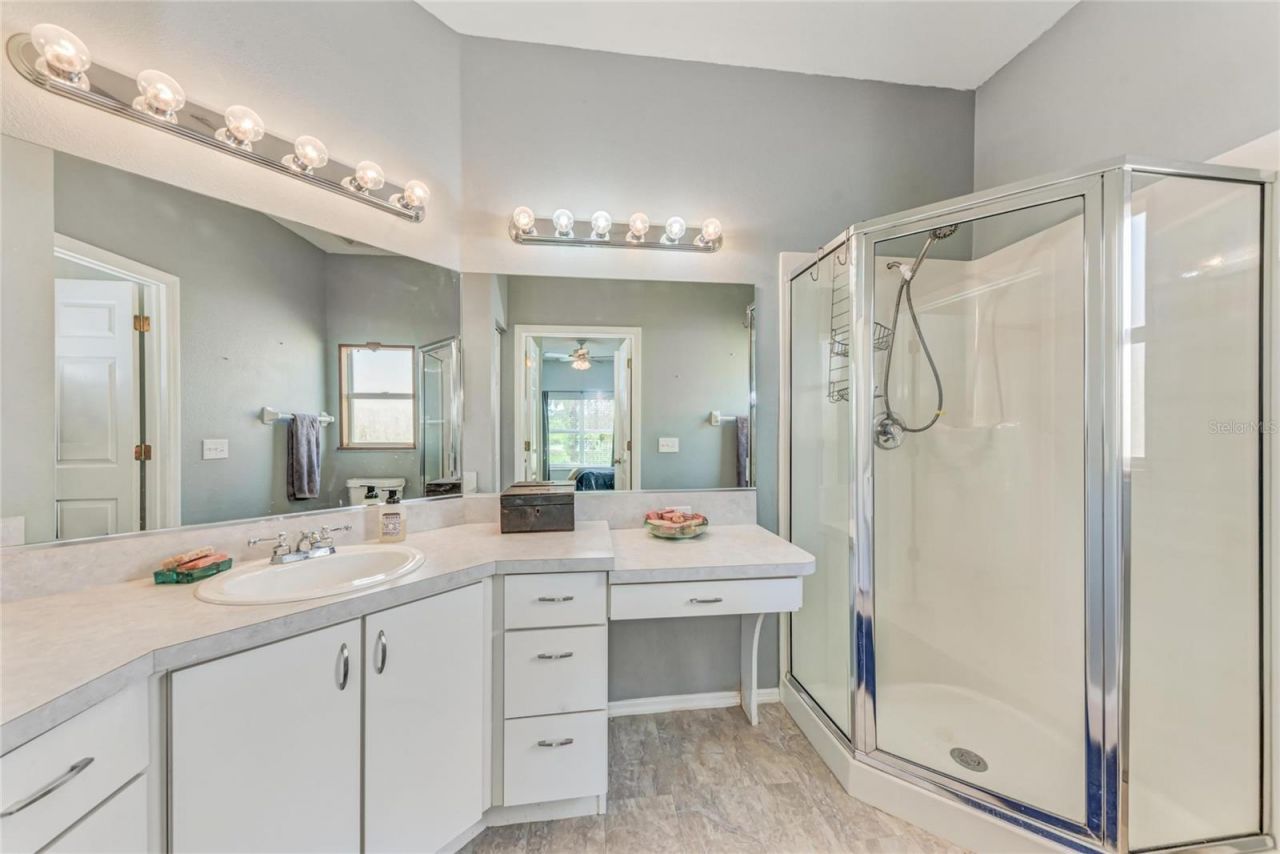 920 Springwood Circle, Bradenton, FL 34212 Photo