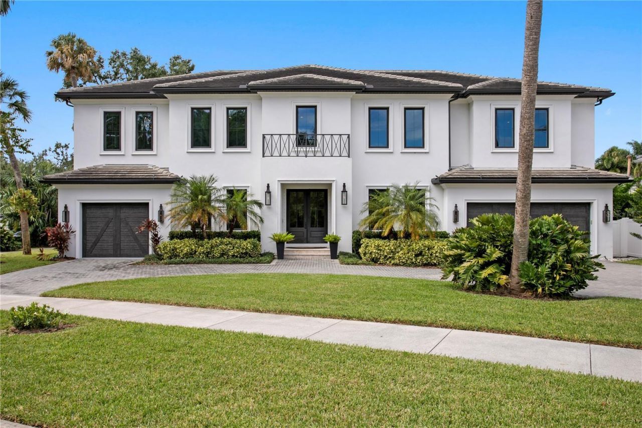 4511 W Swann Avenue, Tampa, FL 33609 Photo