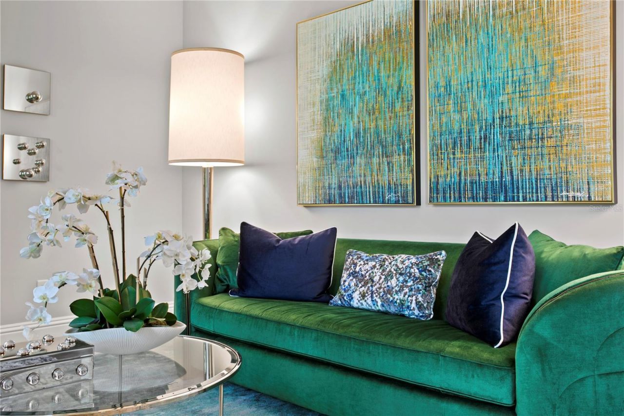 4511 W Swann Avenue, Tampa, FL 33609 Photo