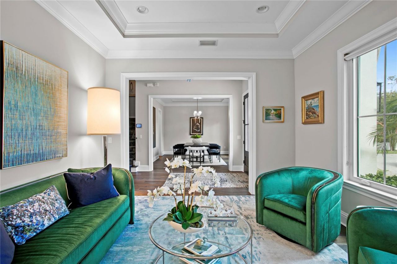 4511 W Swann Avenue, Tampa, FL 33609 Photo