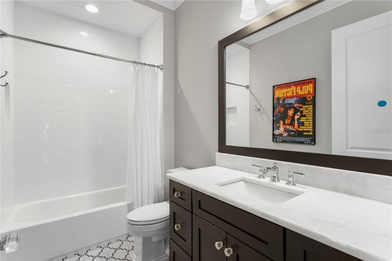 4511 W Swann Avenue, Tampa, FL 33609 Photo