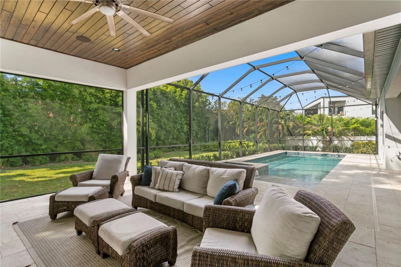 4511 W Swann Avenue, Tampa, FL 33609 Photo