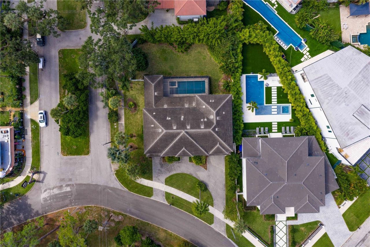 4511 W Swann Avenue, Tampa, FL 33609 Photo