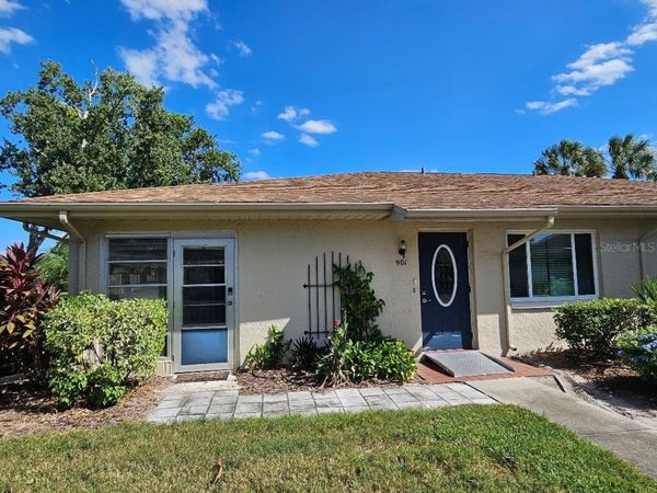 901 HENDON COURT, SUN CITY CENTER, FL 33573