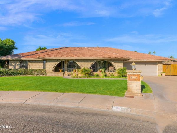 426 E CAROL ANN Way, Phoenix, AZ 85022