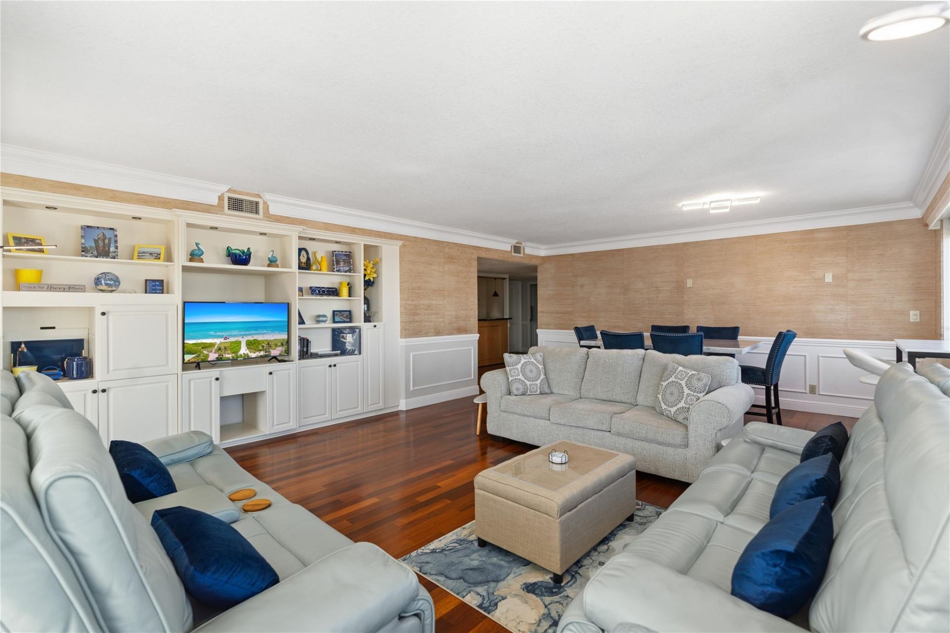 3000 Holiday Drive, Unit 1002, Fort Lauderdale, FL 33316 Photo