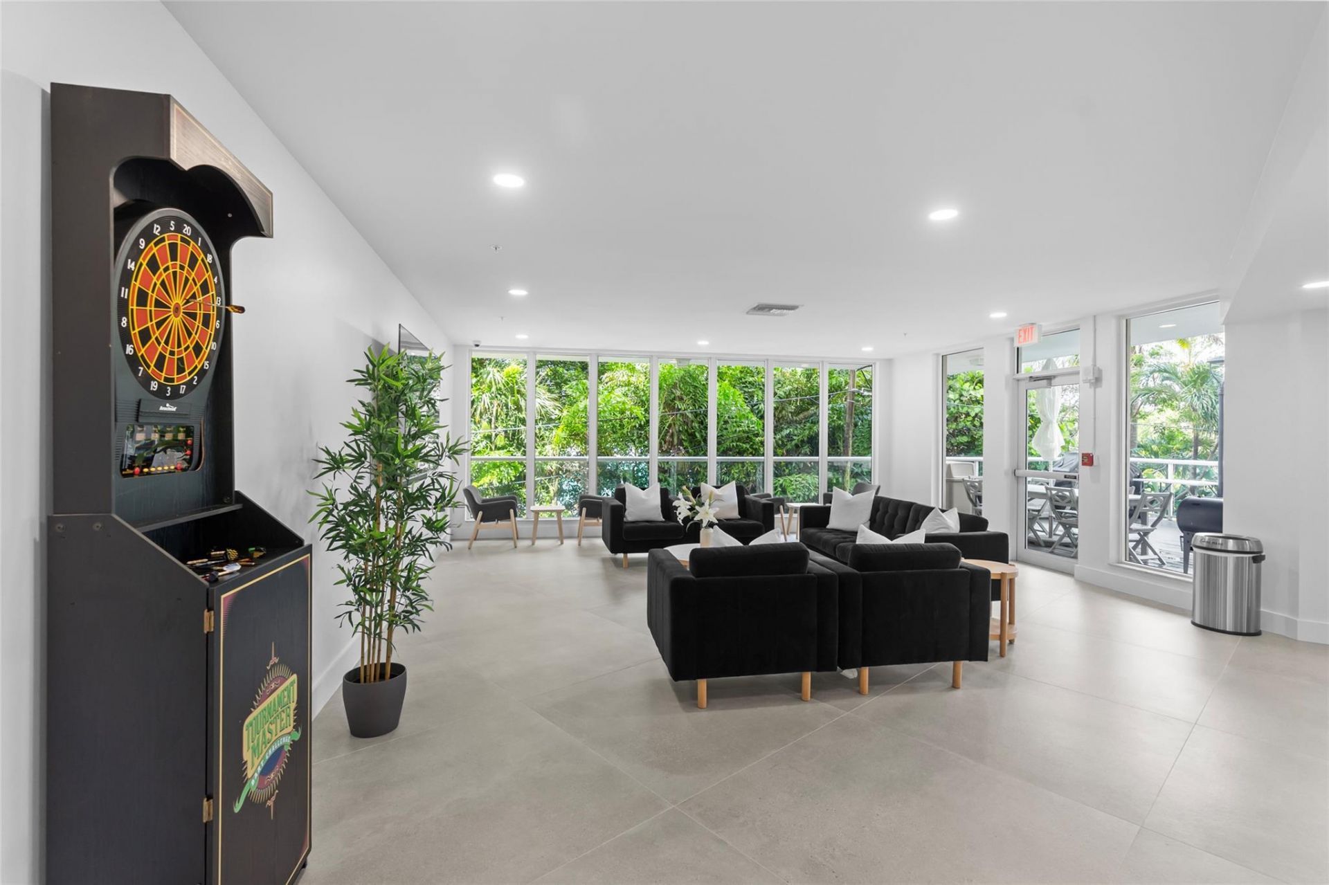 3000 Holiday Drive, Unit 1002, Fort Lauderdale, FL 33316 Photo