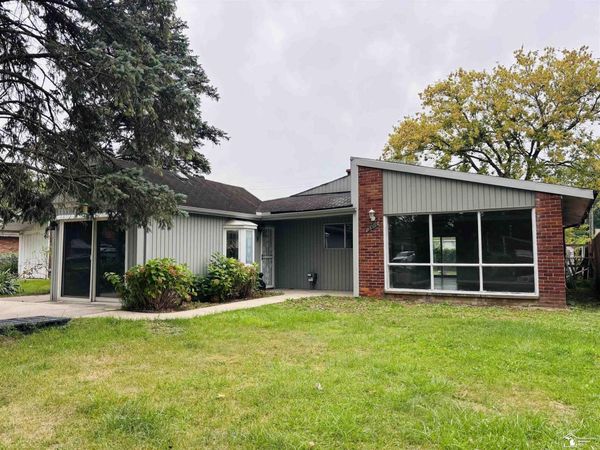 9444 Polk Street, Taylor, MI 48180