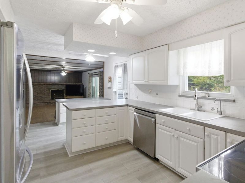 65 Daley Drive SW, Pataskala, OH 43062 Photo 4