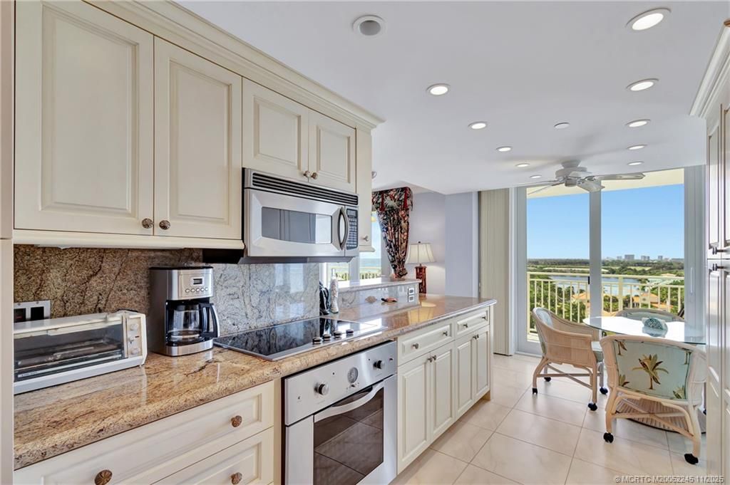 500 Ocean Drive, Unit W11, North Palm Beach, FL 33408 Photo