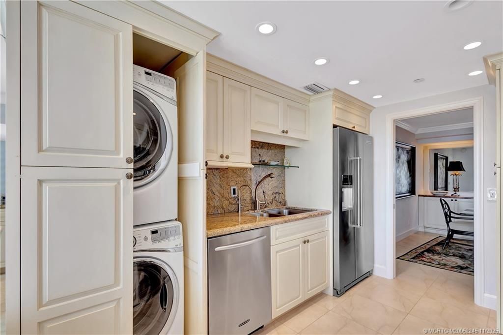 500 Ocean Drive, Unit W11, North Palm Beach, FL 33408 Photo