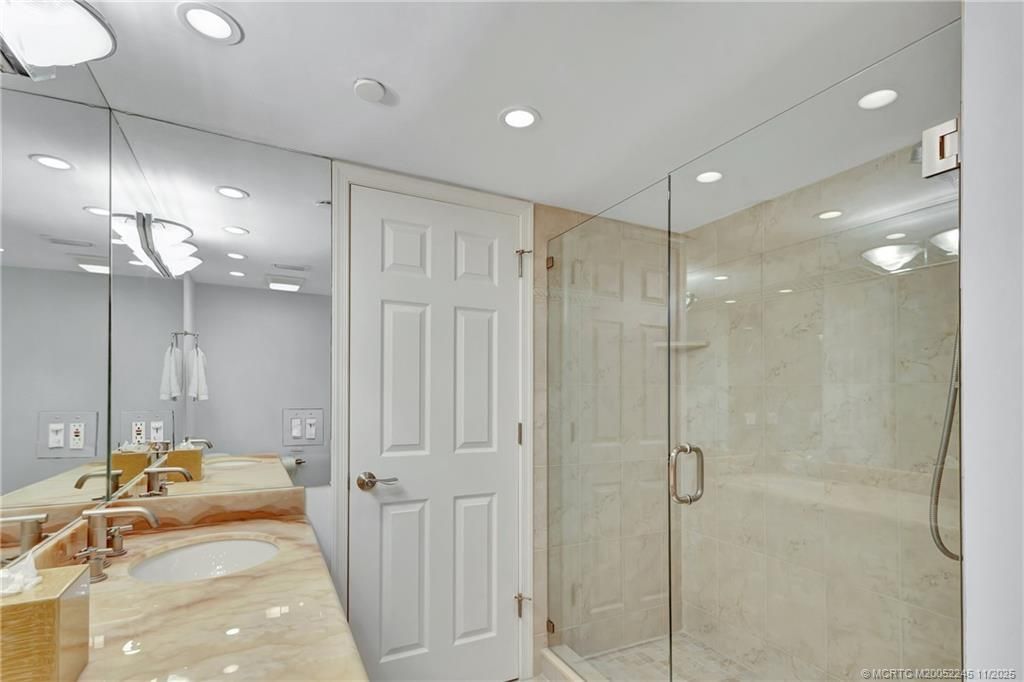 500 Ocean Drive, Unit W11, North Palm Beach, FL 33408 Photo