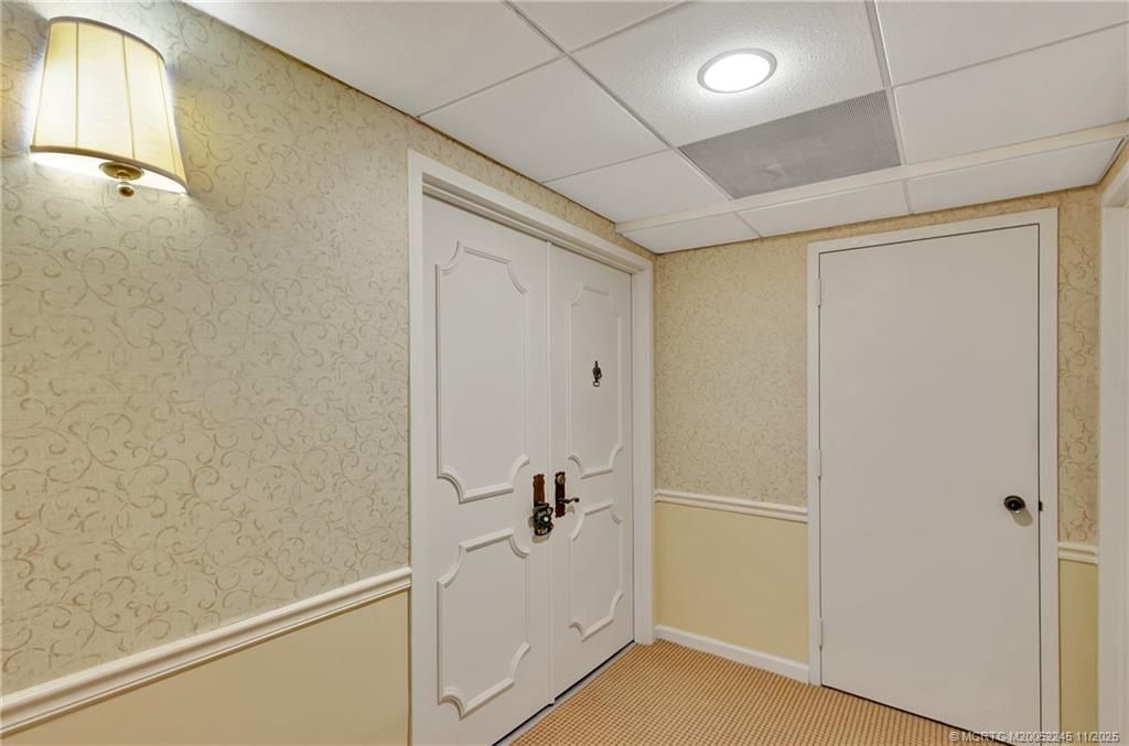 500 Ocean Drive, Unit W11, North Palm Beach, FL 33408 Photo