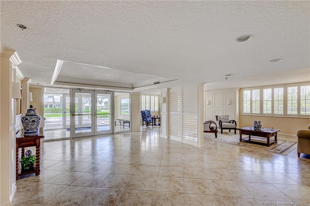 500 Ocean Drive, Unit W11, North Palm Beach, FL 33408 Photo