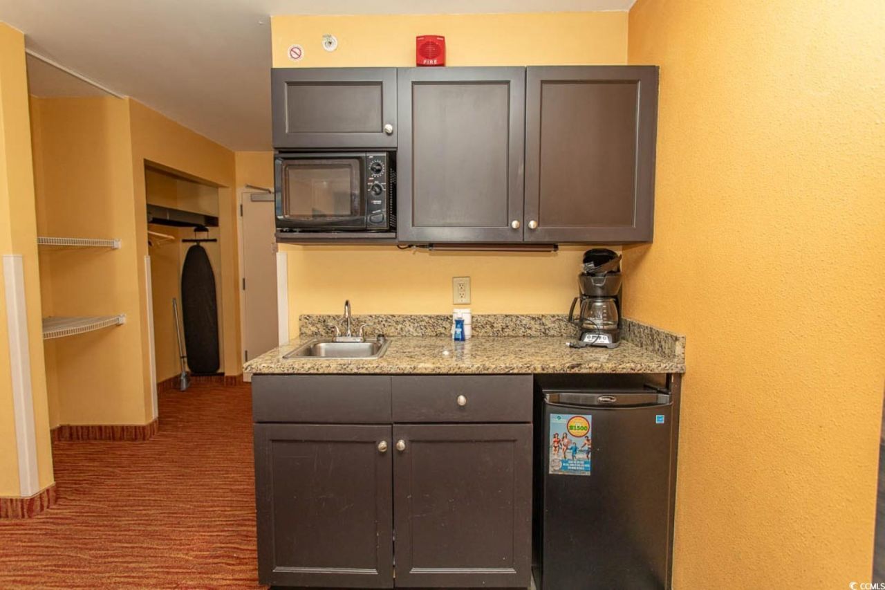 1501 S Ocean Blvd. Photo 9