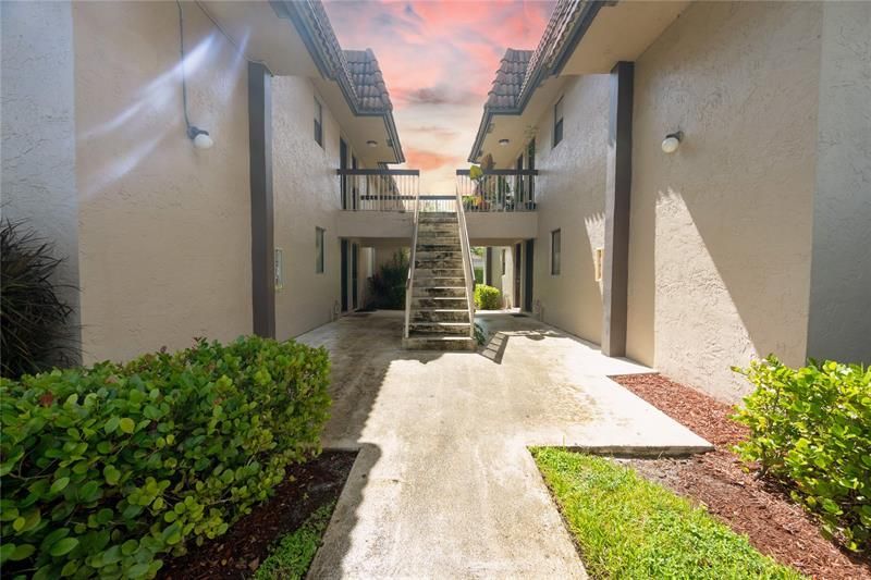 10710 Royal Palm Boulevard, Unit 2-2, Coral Springs, FL 33065 Photo