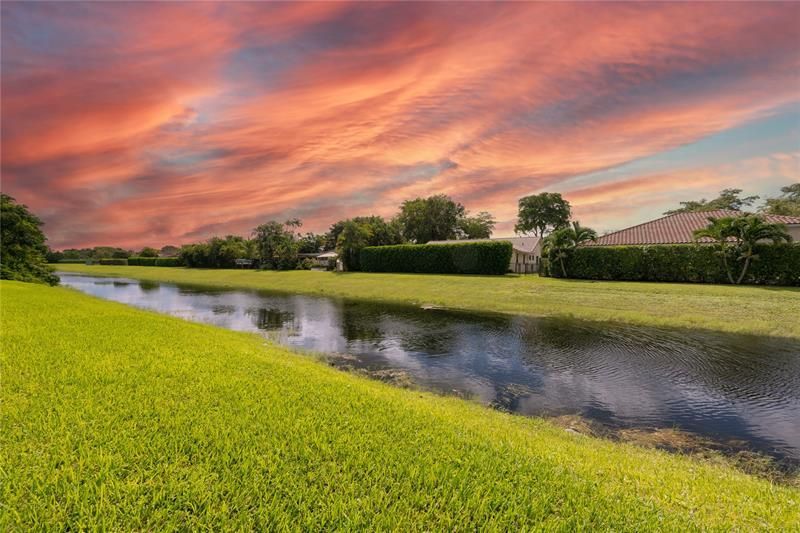 10710 Royal Palm Boulevard, Unit 2-2, Coral Springs, FL 33065 Photo