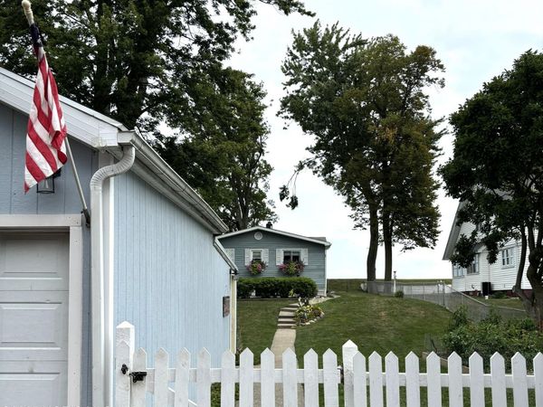 12369 Lagoon Drive, Curtice, OH 43412