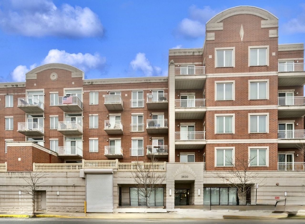 3630 N Harlem Avenue, Unit 205, Chicago, IL 60634 Main Photo