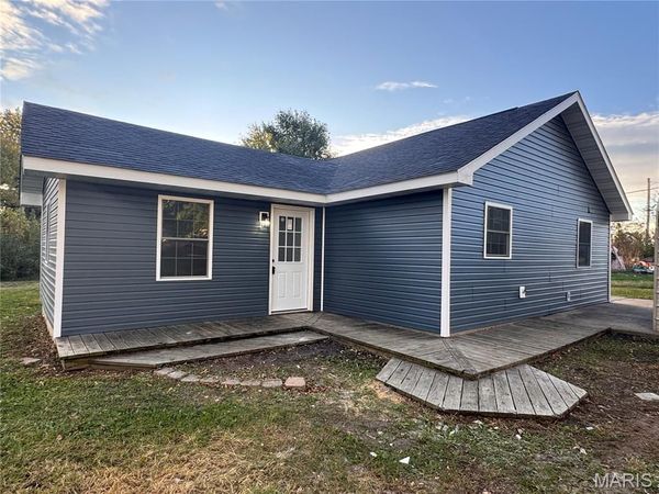 406 Utterback Street, Vandalia, MO 63382