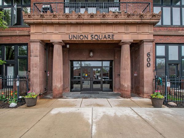 600 Broadway Avenue NW, Unit 234, Grand Rapids, MI 49504