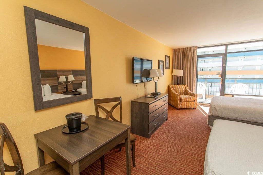 1501 S Ocean Blvd. Photo 4