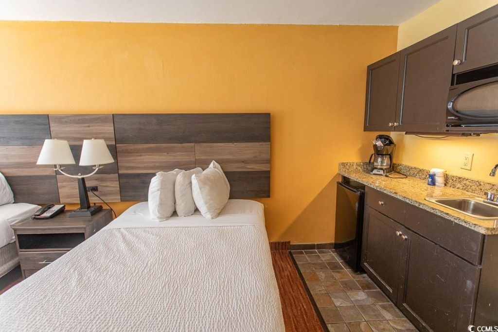 1501 S Ocean Blvd. Photo 6