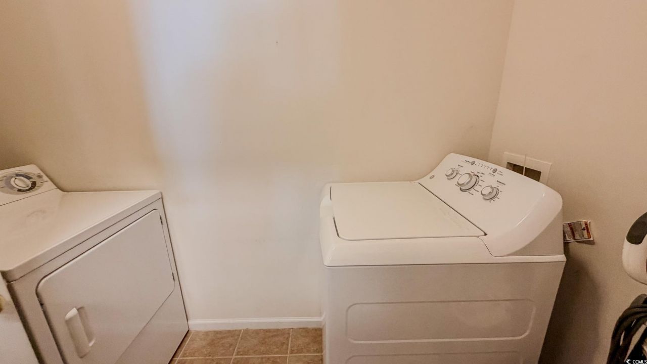 5858 Longwood Dr. Photo 16